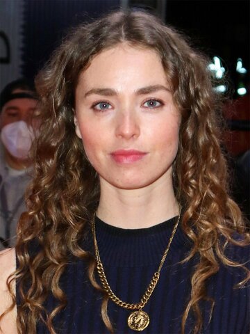 Freya Mavor Headshot