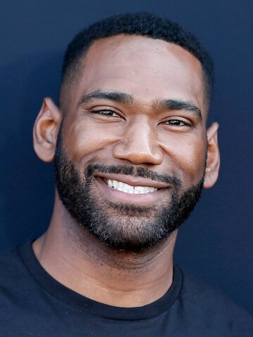 Anthony Alabi Headshot
