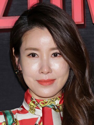 Lee Tae-ran Headshot
