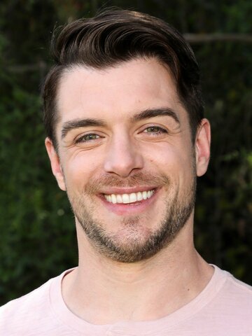 Dan Jeannotte Headshot