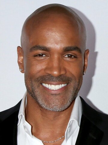 Donnell Turner Headshot