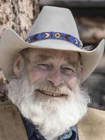 Tom Oar Headshot