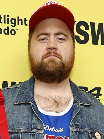 Paul Walter Hauser Headshot