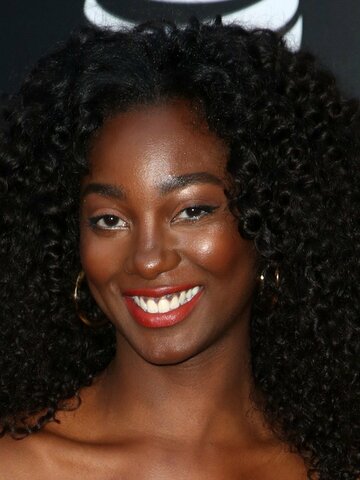 Mouna Traoré Headshot