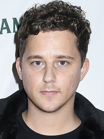 Charlie Gustafsson Headshot