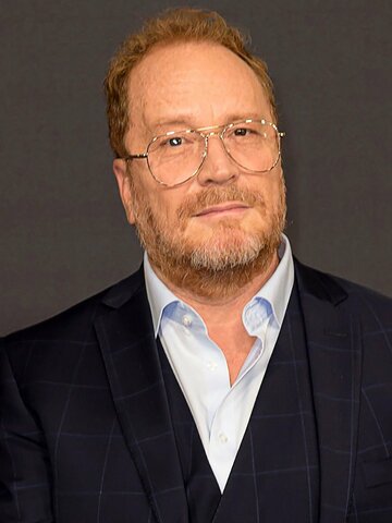 Christian Tappán Headshot