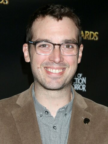 Jonah Ray Headshot