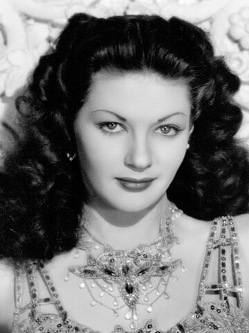 Yvonne De Carlo Headshot