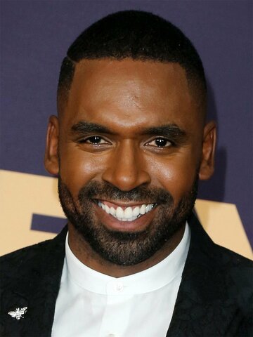 Justin Sylvester Headshot