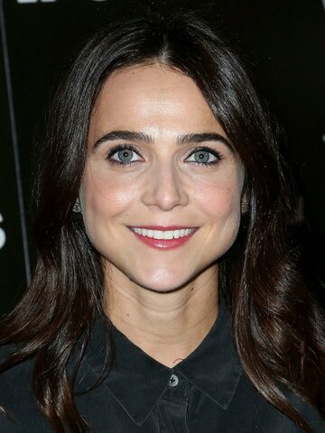 Maya Kazan Headshot