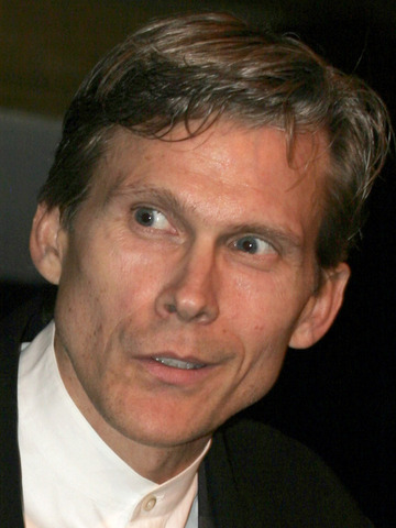 Grant Aleksander Headshot