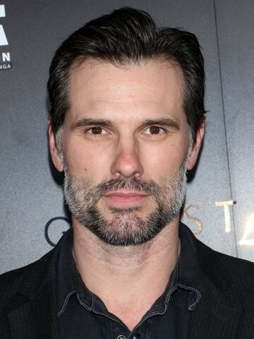 Austin Peck Headshot