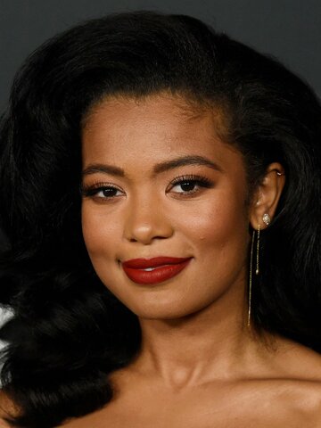 Jaz Sinclair Headshot