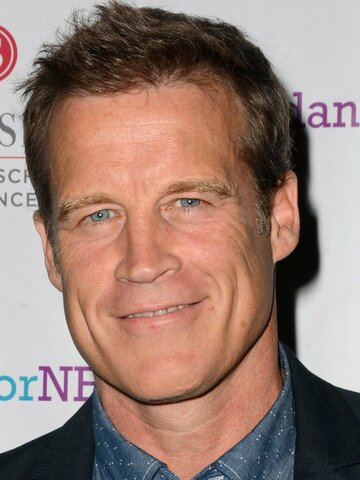 Mark Valley Headshot