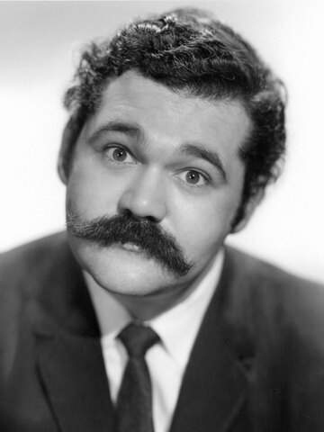 Avery Schreiber Headshot