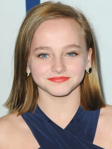 Madison Wolfe Headshot