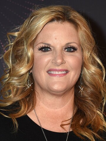Trisha Yearwood Headshot