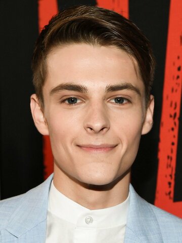 Corey Fogelmanis Headshot