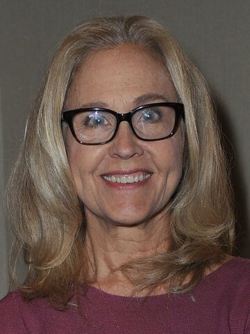 Erin Gray Headshot