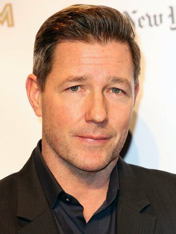 Edward Burns Headshot