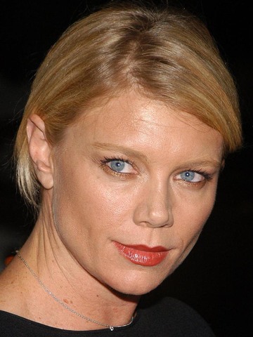 Peta Wilson Headshot