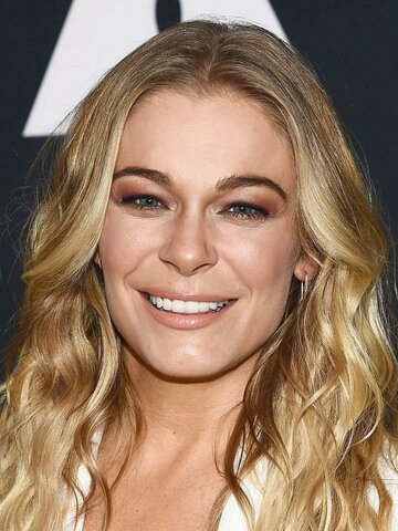 LeAnn Rimes Headshot