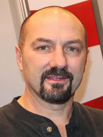 Dave Turin Headshot