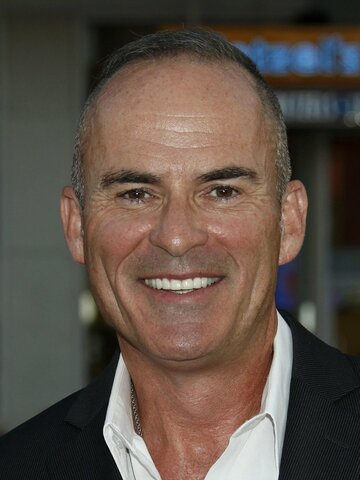 Mark Derwin Headshot