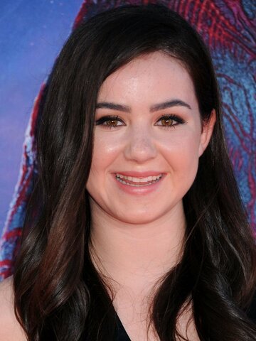 Sarah Gilman Headshot
