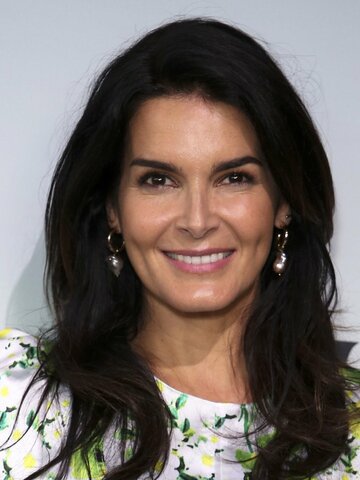 Angie Harmon Headshot