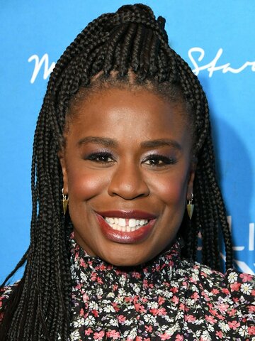 Uzo Aduba Headshot