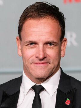 Jonny Lee Miller