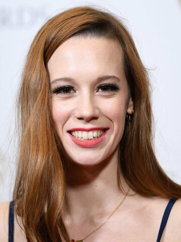 Chloe Pirrie Headshot