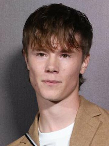 Edvin Ryding Headshot