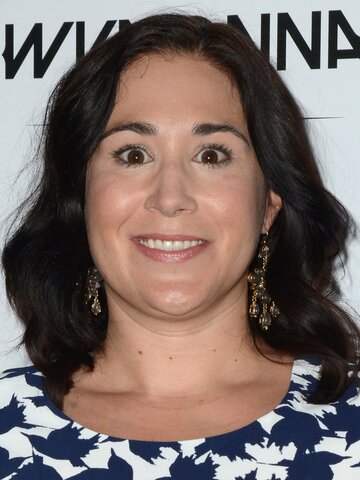 Emily Andras Headshot