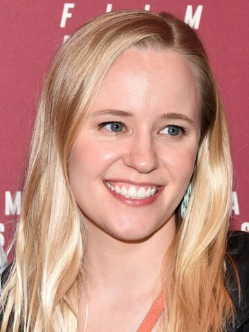 Kelly O'Sullivan Headshot
