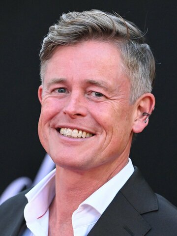 Caspar Phillipson Headshot