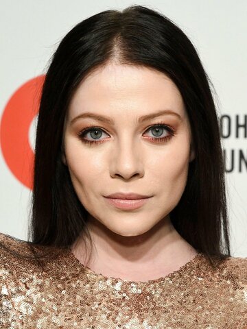 Michelle Trachtenberg Headshot