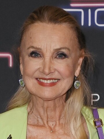 Barbara Bouchet Headshot