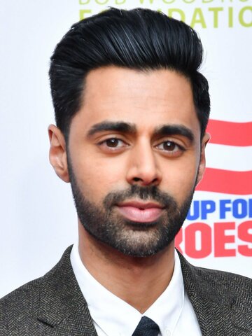 Hasan Minhaj Headshot