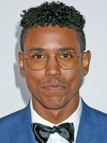 Tajh Bellow Headshot