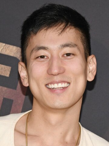 Jake Choi Headshot