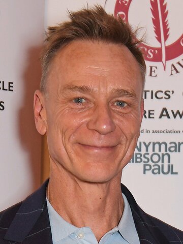 Ben Daniels Headshot