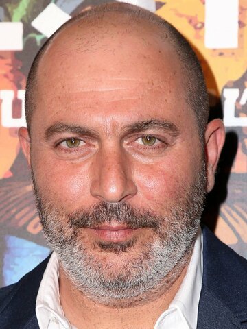 Lior Raz Headshot