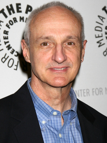 Michael Gross Headshot