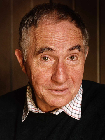 Nigel Hawthorne Headshot