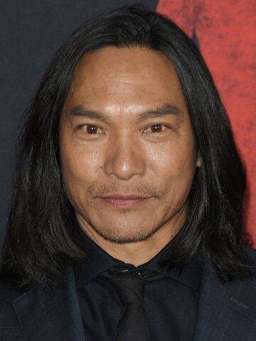 Jason Scott Lee Headshot