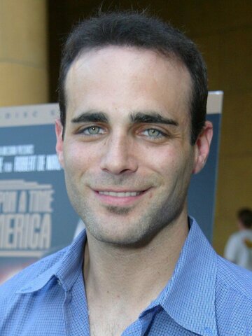 Brian Bloom Headshot
