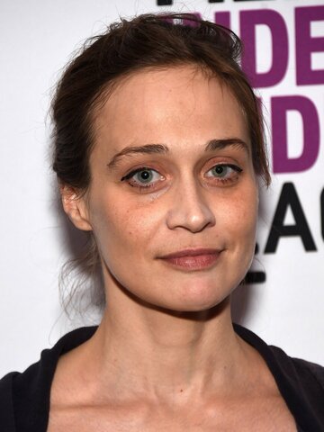 Fiona Apple Headshot