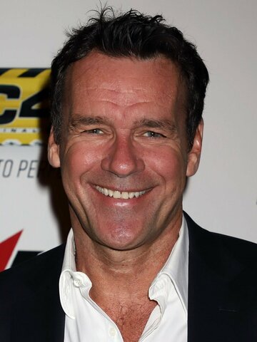 David James Elliott Headshot